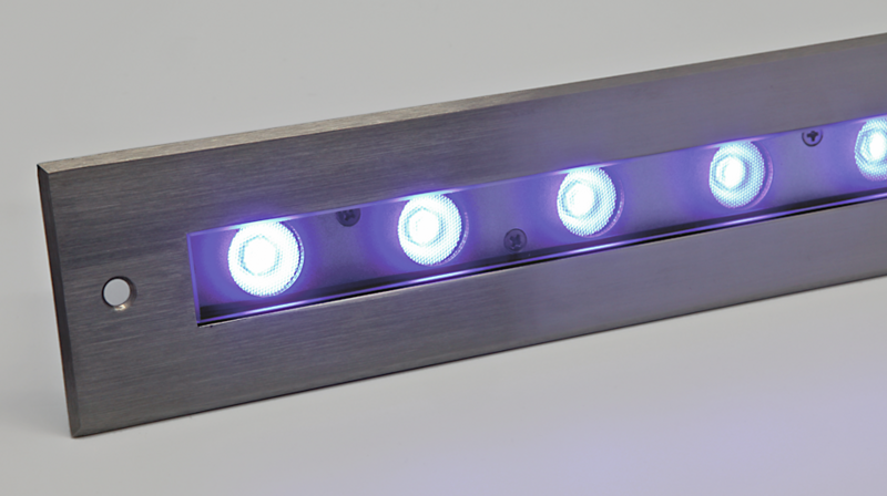 Luminaire encastrable sol Inground LINEAR TRILED RVB