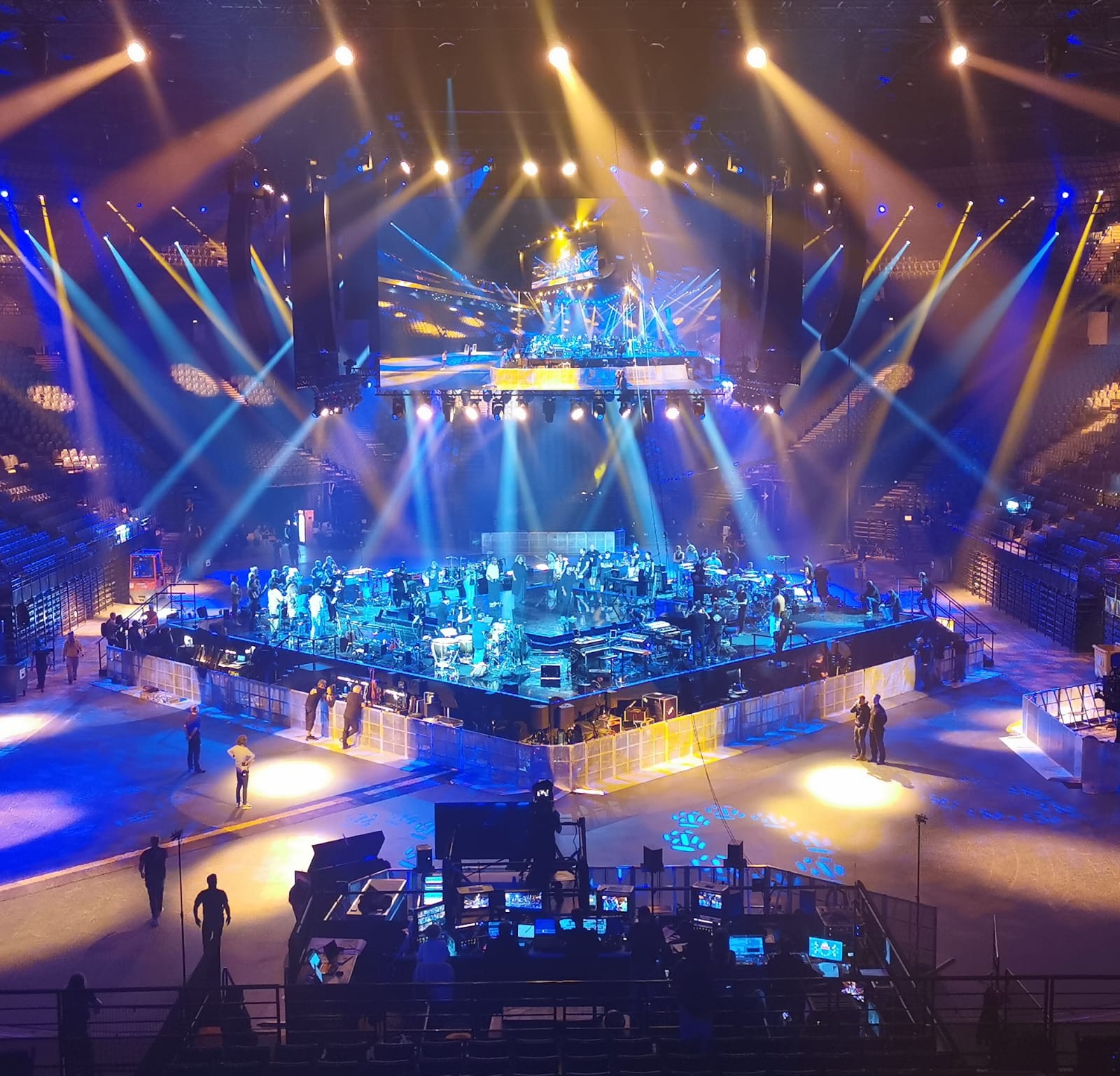 ledbox_realisation_tv_emission_taratata-40ans-bercy-04