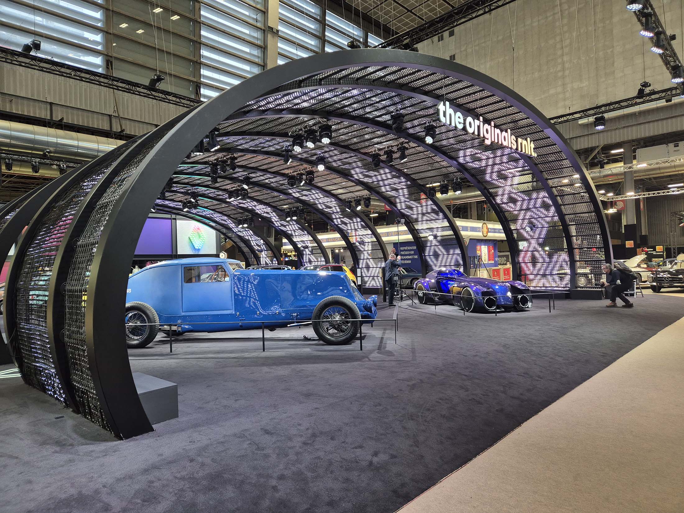 ledbox-retromobile-renault-2025-10-b