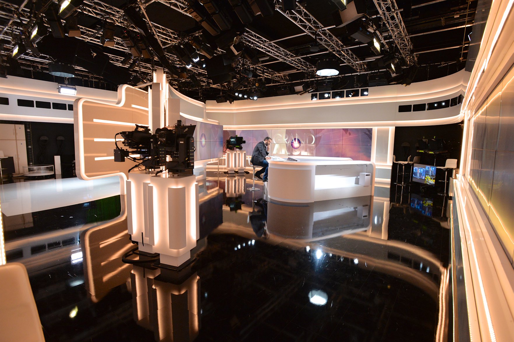 BFMTV-Grand-Angle-Campus-ALTICE-Plateau-2-1
