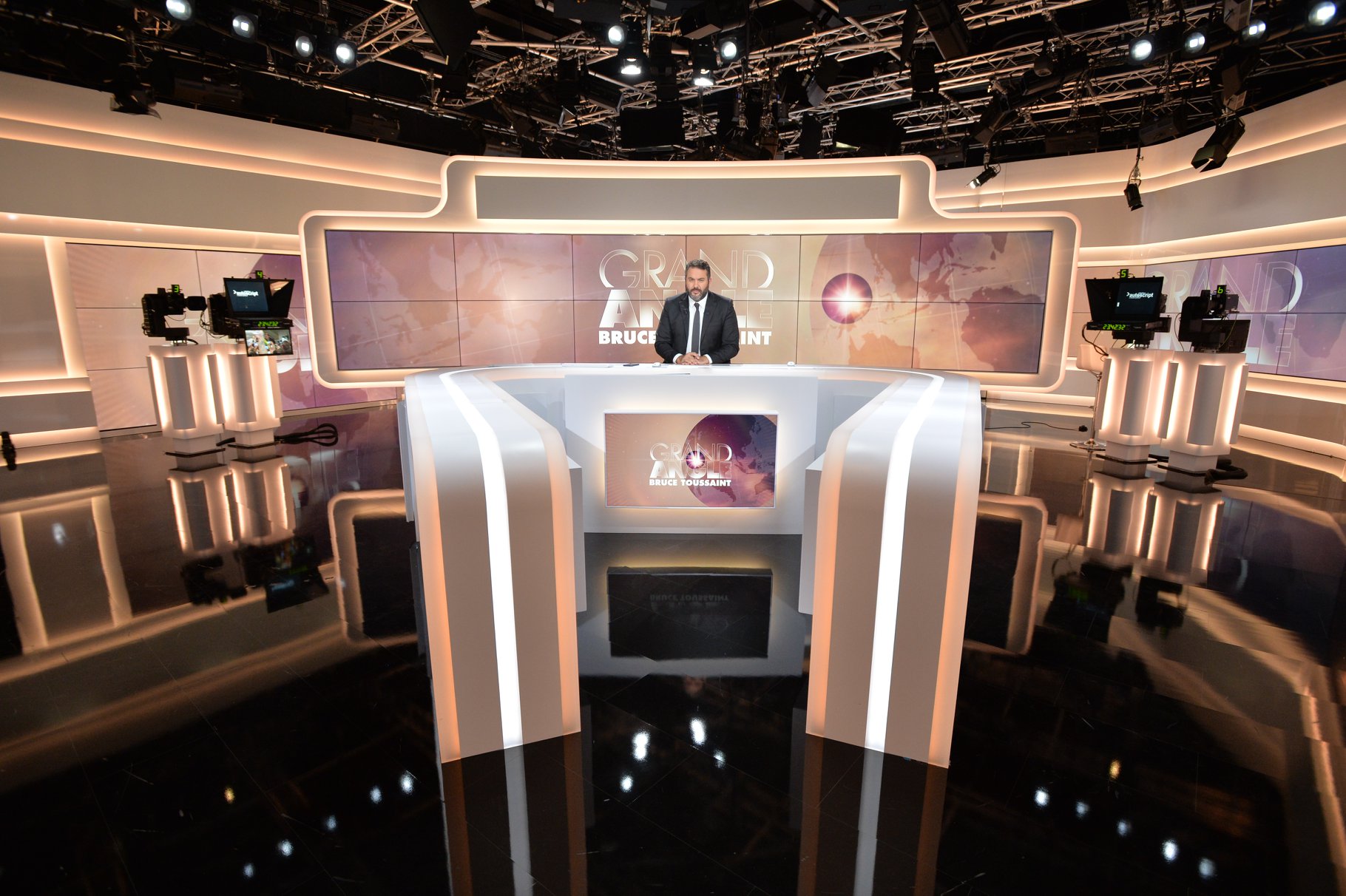 BFMTV-Grand-Angle-Campus-ALTICE-Plateau-2-2