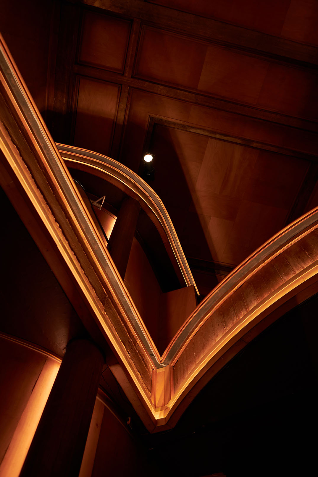 ledbox-realisation-archi-salle-cortot-07