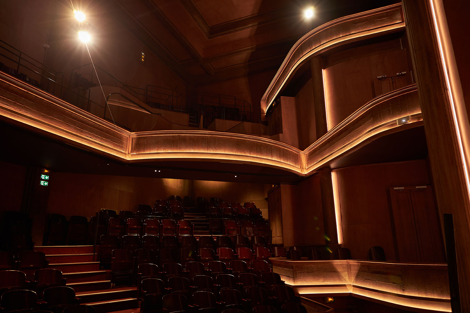 ledbox-realisation-archi-salle-cortot-12