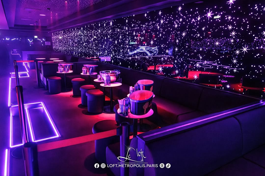 ledbox-realisation-archi-metropolis-cosmos-04