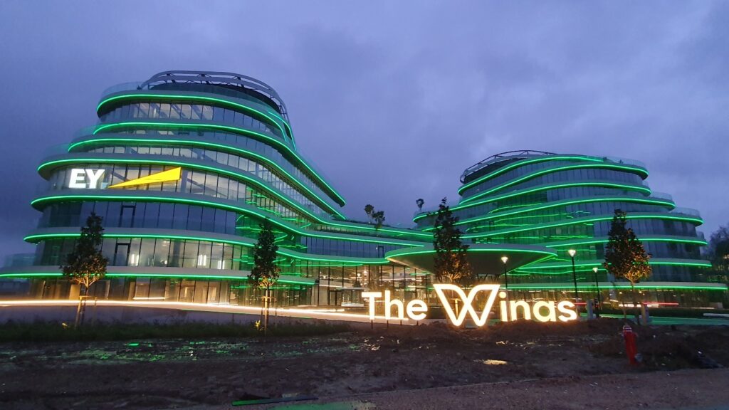 The Wings, la façade LED qui redéfinit l’architecture lumineuse.