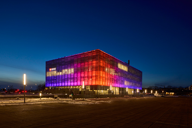Façade LED du siège Sparekassen Kronjylland.