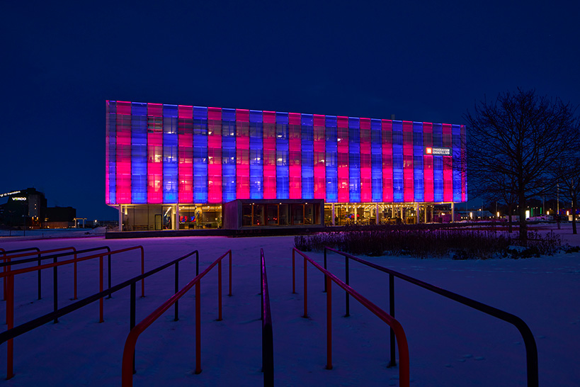 Façade LED du siège Sparekassen Kronjylland.