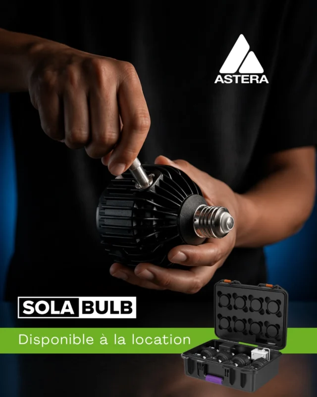 💡 SolaBulb by Astera, la lumière pensée pour la création.

Compacte, puissante et ultra polyvalente, la SolaBulb s’intègre facilement dans tous vos setups, que ce soit en plateau TV, événementiel ou shooting. Son format ampoule revisité permet une installation rapide tout en offrant un rendu lumineux précis et qualitatif.

⚙️ Contrôle sans fil, batterie intégrée et compatibilité avec l’écosystème Astera : une solution flexible pour libérer votre créativité sans contrainte.

🎒 Disponible en valise complète pour une mise en œuvre simple et efficace sur tous vos projets.

━━━━━━━━━━━━━━━
📩 Informations / devis : location@ledbox.fr
━━━━━━━━━━━━━━━

#Astera #SolaBulb #LED #LightingDesign #EventTech